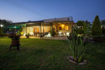 Olive House Villa and Studio