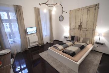 d.Five Timber Town Apartment