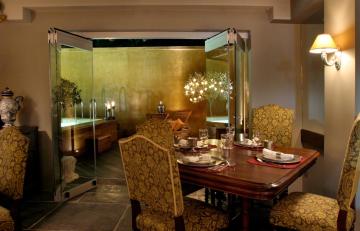 Le Convivial - Wine and Spa Experience Suites
