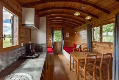 La Ferme de l'isle et sa Roulotte - 2