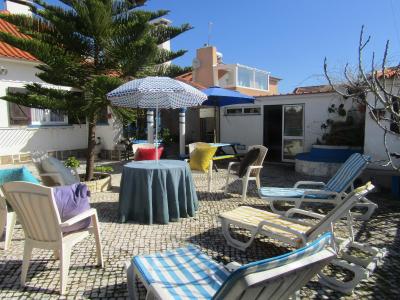 West Coast Surf Hostel - 5