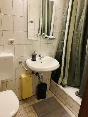 White Pearl Hostel 1 - 5