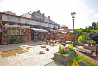 Acorn Guest House in Hull - 5