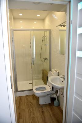 Na Kwiatkowskiego - 4