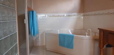 Mapleton Peaceful Provence BnB - 7
