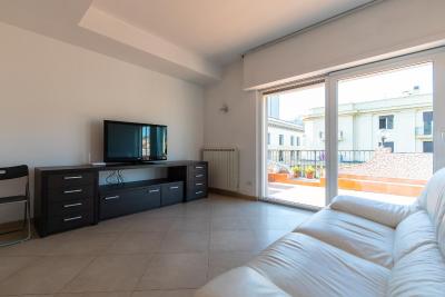 Mayfair Lifestyle Suites by Babylon Stay - 5