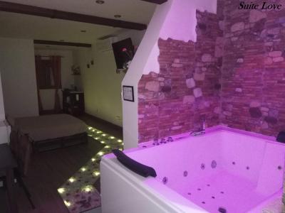 Suite Love Jacuzzi (Casas Toya)