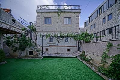 Epoch Stone House - 5