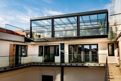 La Pergola & Prestige Panzió - 2