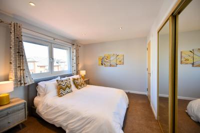 Troon Executive Apartment - 1