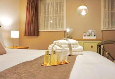 Stratton Cottage Guesthouse - 3