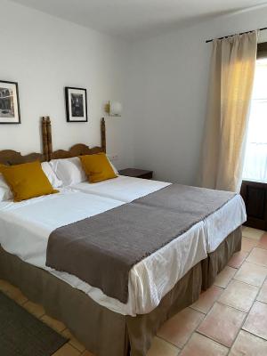 Apartamentos Tres Llaves Palacio de Vela de los Cobos - 6