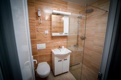 Prenociste ADRIA - 6