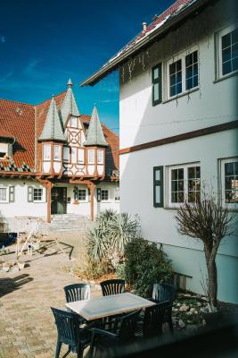 Astheimer Schlösschen - 5