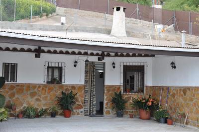 Casa Cueva El Almendro