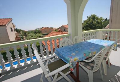 Apartments & Rooms Lo & Mar - 4