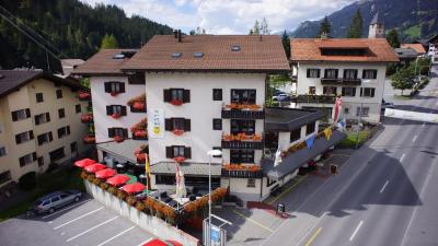 Cresta Hotel - 4