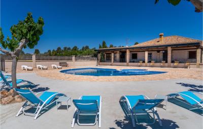 Nice Home In Mula With Outdoor Swimming Pool, Wifi And 5 Bedrooms