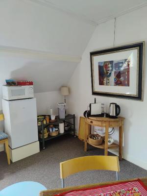 B&B Art Gallery 274 - 5