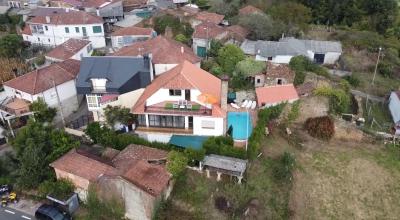 Casa con Piscina en Ramiras, Ourense