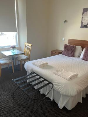 Nook and Harbour Holiday Apartments & rooms - 1