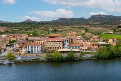 Palacio Tondón, La Rioja Brinas, Autograph Collection