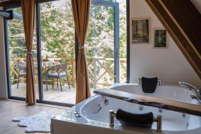 Montana Suite Bungalows - 1