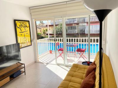 Apartamento en la Playa con WiFi rápido, piscina y SmartTV