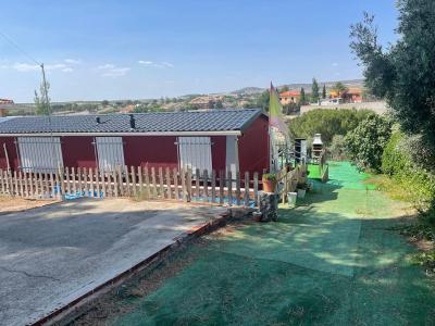 Casita de campo con piscina cerca de Chinchón Aranjuez y Warner