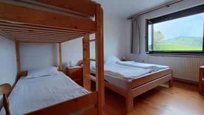 Tourist Farm Strle With Great Local Food - 1