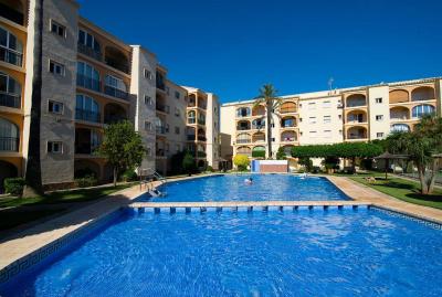 Apartamento en Denia con piscina cerca de la playa