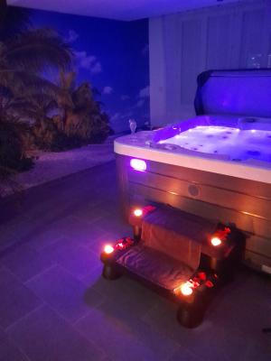 L'escale du désir, Spa privatif - 2