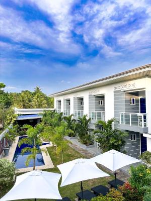Sapphire Boutique Resort - 6