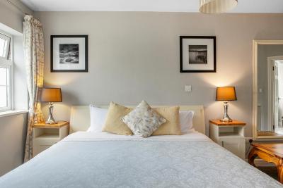 The Ridgewood Lodge - 1