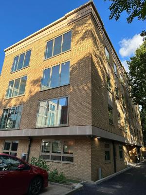 Kensington House by Solitaire Suites - 5