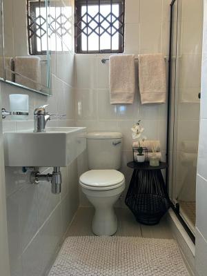 Barcalla Hotel Apartments - 3