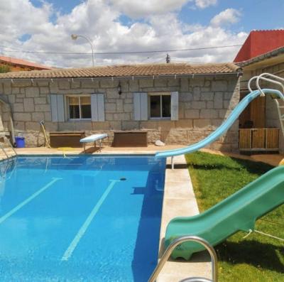 Acogedora casita/ loft de piedra con piscina