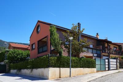 TuApartamento Roomrural - Casa en Pantano de Yesa