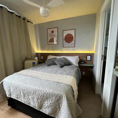 Studio Paris prox Metro Bras Feirinha Madrugada Templo Salomão