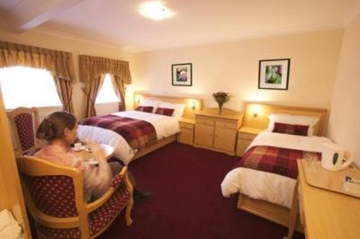 Gateway Hotel - 5