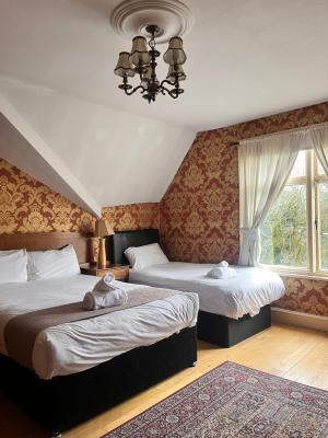 Ullet Suites - 1