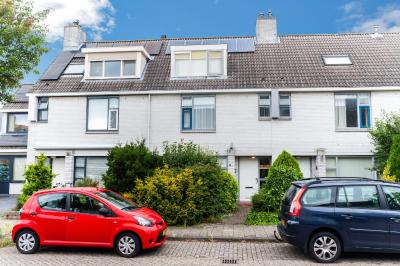 Wim's Place Schiphol Amsterdam Airport - 5