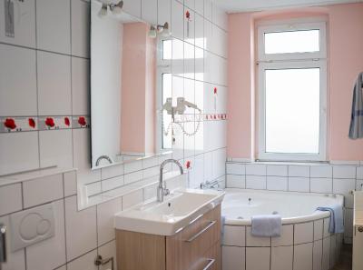 Hotel Restaurant Wolfsschlucht GmbH - 7