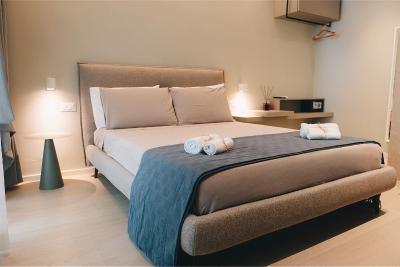 18zero2 luxury rooms - 5