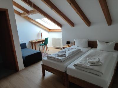 Estelada Boarding Houses Zorneding - 2