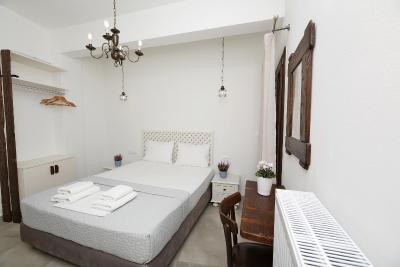 Marousos Central Guesthouse - 6