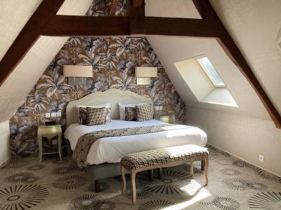 Hotel Le Lion D'Or et Restaurant La Table Du Lion - 1