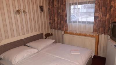 Zeke Szálláshely - 1