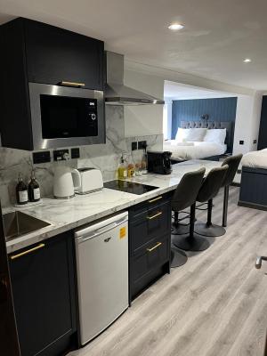 Sutherland mini apartments - 3