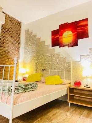 Europe Station Rooms - 3